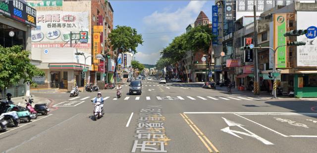 楠梓透天法拍-1