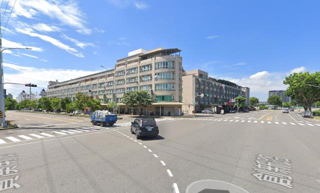 高雄楠梓拍賣透天-2