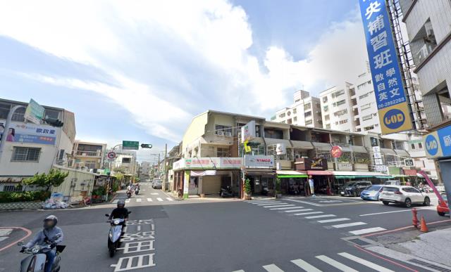 東區法拍透天-2