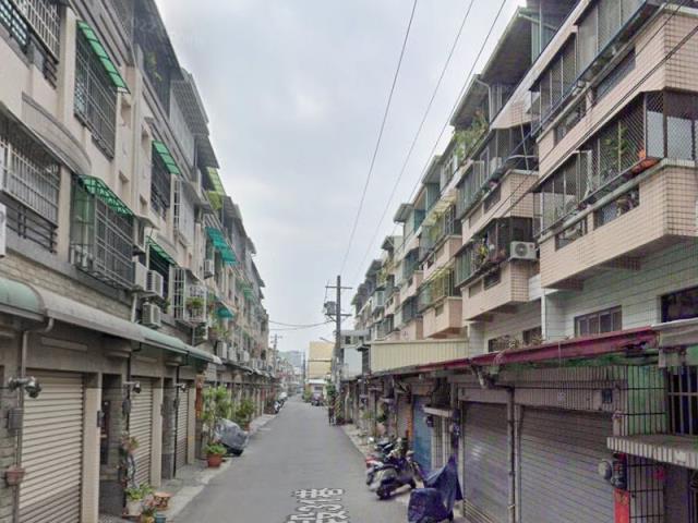 高雄鳳山透天法拍-2