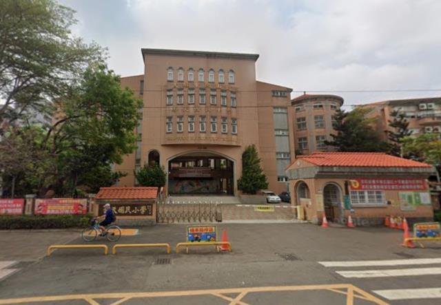岡山法拍大樓-1