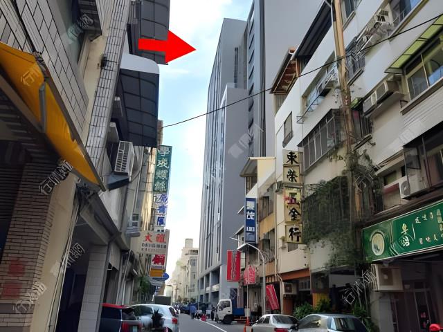 高雄鹽埕法拍大樓-1