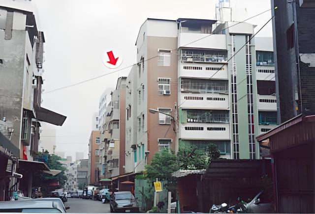 高雄苓雅法拍公寓-3