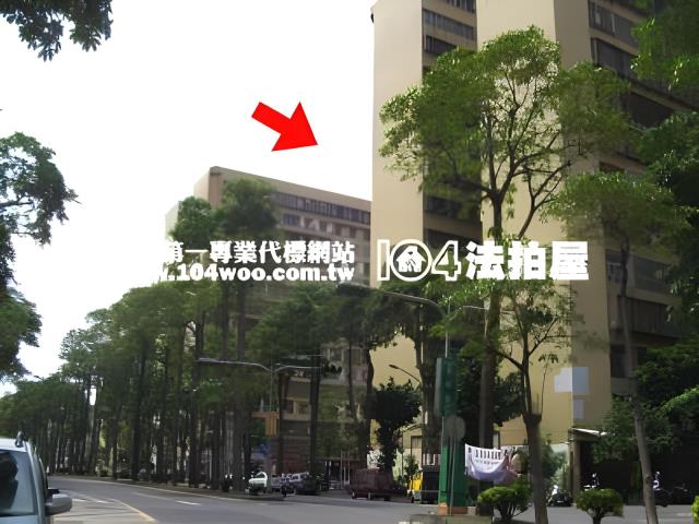 高雄左營大樓法拍-1