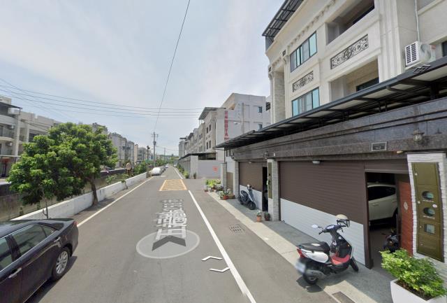 高雄林園法拍華廈-2