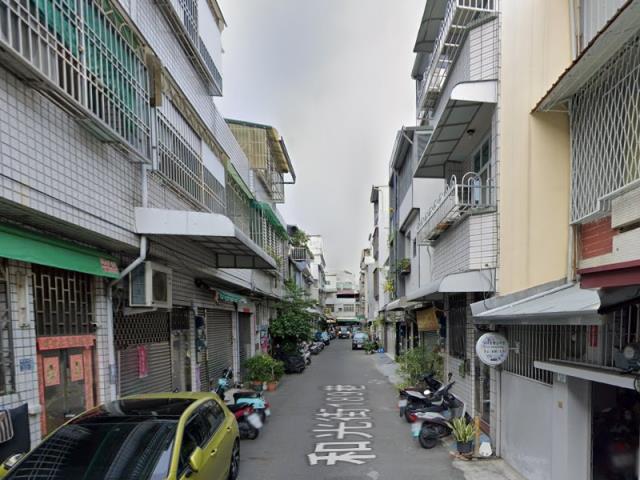 楠梓法拍透天-1