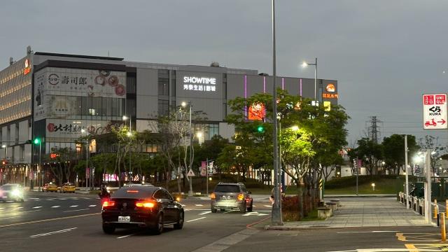 高雄岡山大樓法拍-6
